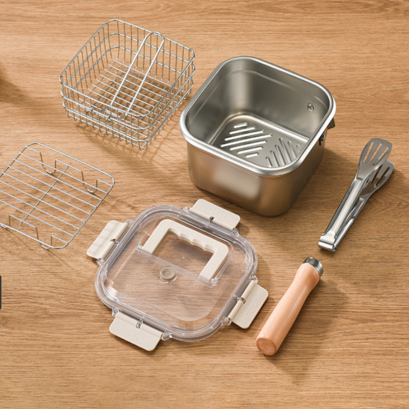 Multifunctional cooking set for frying: deep fryer, hob, fresh food storage and vegetable washing