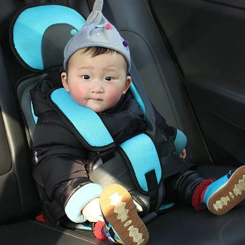 🥳2026 HOT SALE🥳💞50K+ SOLD!🧳👶Portable Child Protection Car Seat – Lightweight 0.4kg, foldable & breathable mesh. 5‑point safety harness for 0‑12 years – stress‑free travel! 🚗✨