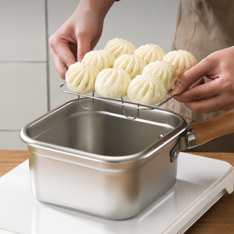 Multifunctional cooking set for frying: deep fryer, hob, fresh food storage and vegetable washing
