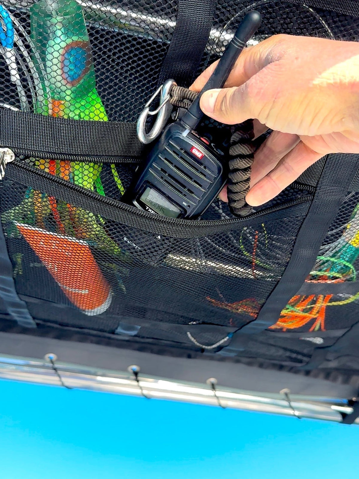 🚤50% OFF NOW! ⏰Overhead Mesh Gear Storage Net, Adjustable Car Roof Storage Bag, Multi‑Pocket Ceiling Mesh Organizer for SUV, Van, 4x4, Boat & Rooftop Tent, Holds Fishing Gear & Outdoor Supplies