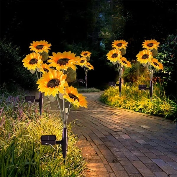 🌻☀️ LIMITED-TIME OFF! 3-Head Solar Sunflower Garden Light – Realistic Petals, IP65 Weather Resistance & Warm White Glow ✨