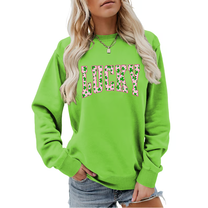 🍀St. Patrick’s Day Essential! Women's Lucky Shamrock Graphic Sweatshirt 🎁