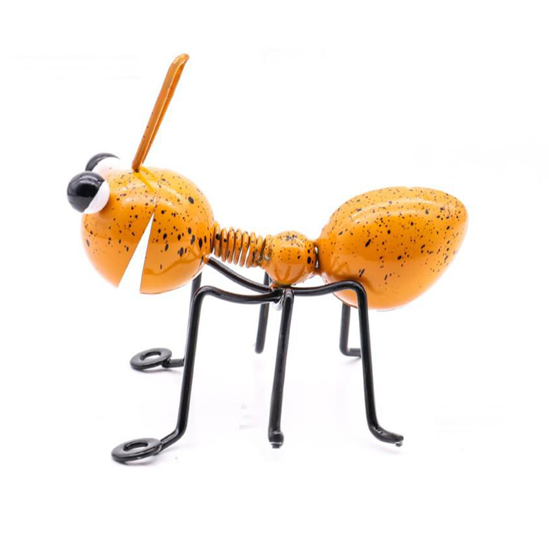 🐜💚 Colorful Ant Yard Statue – Quirky, Rust-Free, Brings a Smile to Your Garden Every Day 😊🌿