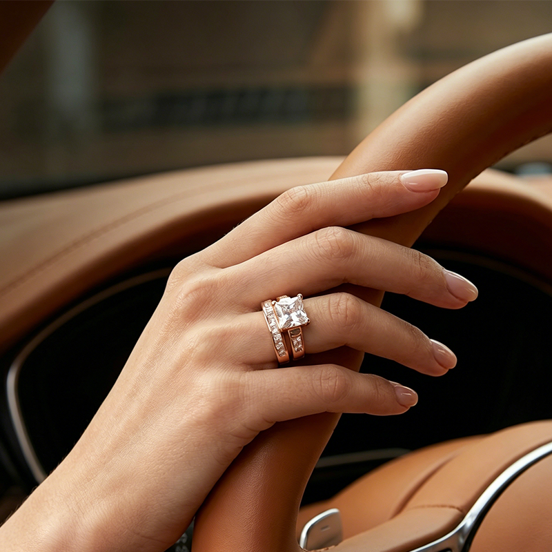 📢📢50% OFF !! ⏰Fashion Sparkling Ring for Women