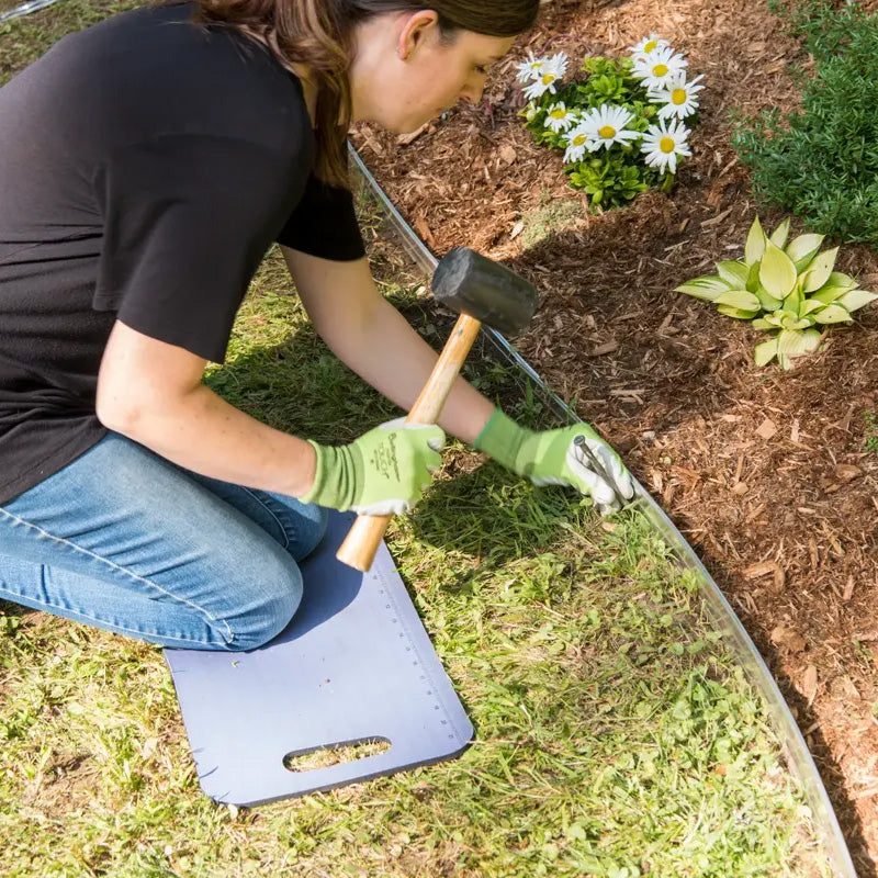 🏡 Garden Edging Roll 10m with 30 Pegs — Durable PE Plastic | Easy Cut-to-Size | Neat Lawn Borders