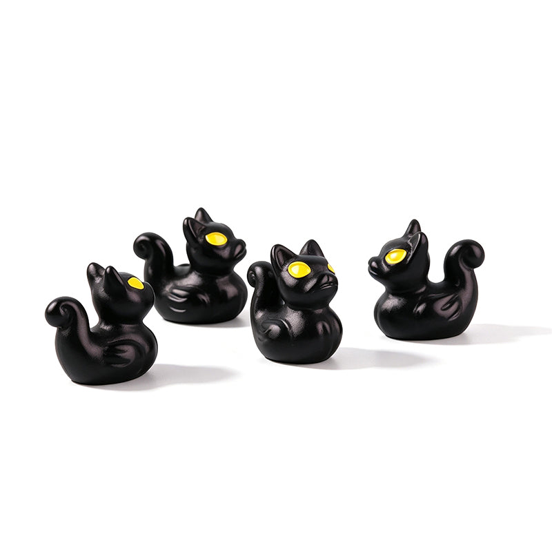 Spooky Duck Decor