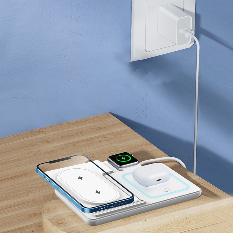 ⚡ Foldable 3-in-1 Wireless Charging Station – 15W Charger for Phone, Watch & Earbuds