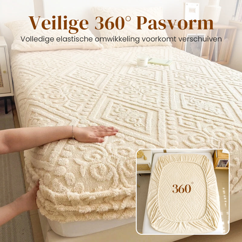 360° All-Around Stretch Plush Knit Fitted Sheet